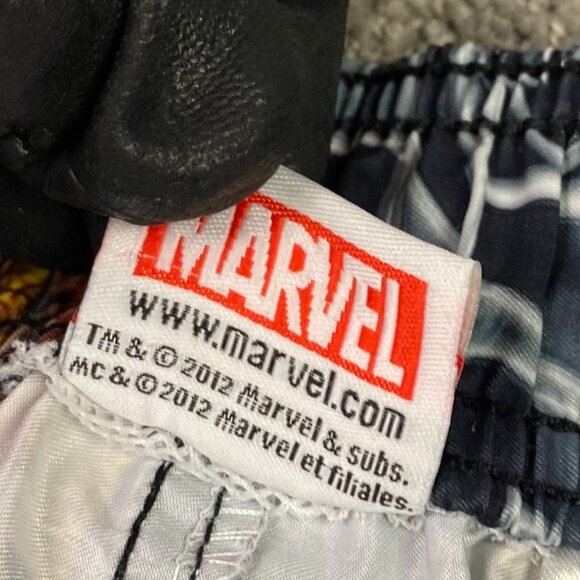 Marvel Avengers Boardshorts Men's Large Swim Trunks Shorts 2012 Mesh Lined Liner - Picture 7 of 12